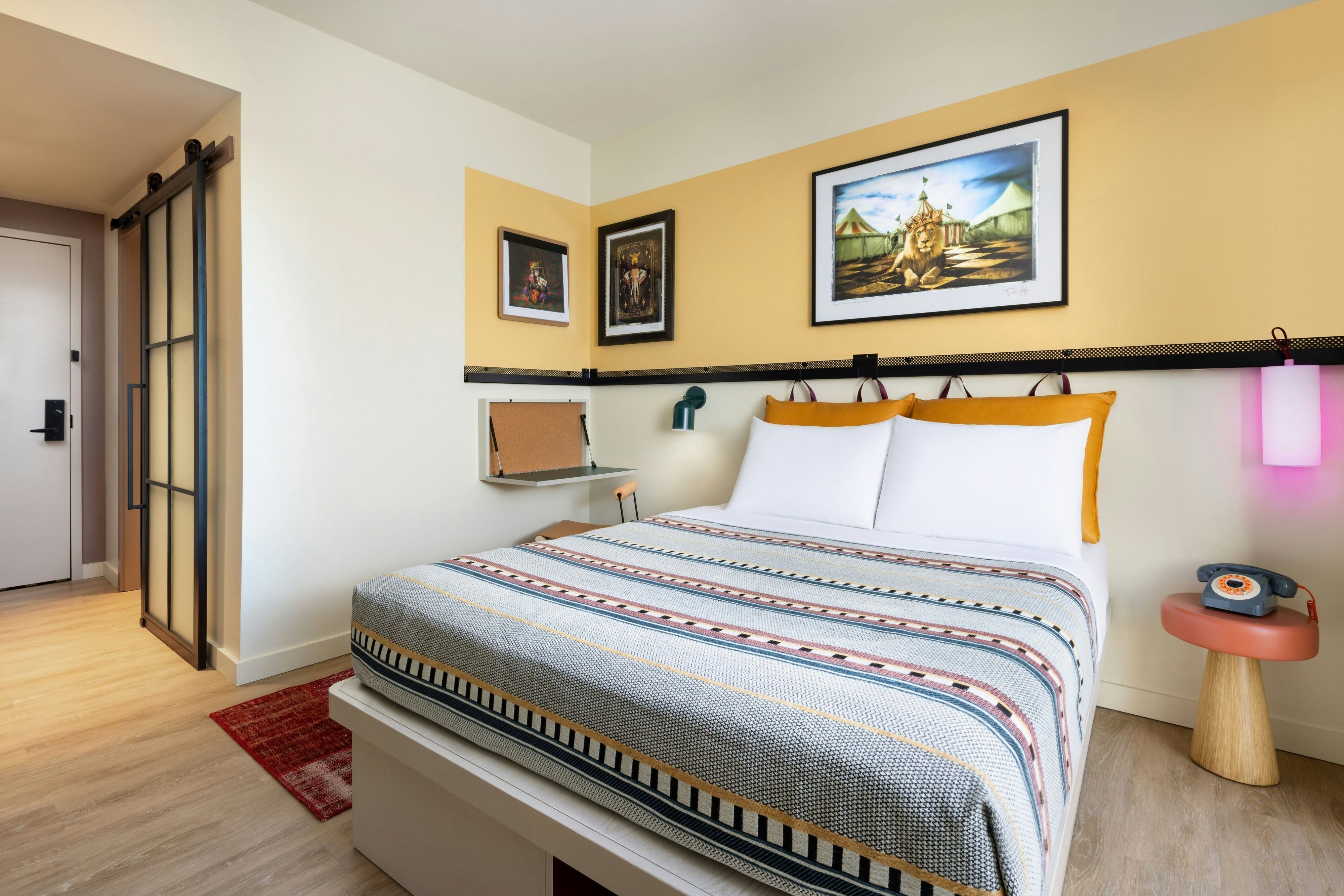 Moxy Allentown Downtown-guestroom-Cozy King, Circus Vibes.jpg
