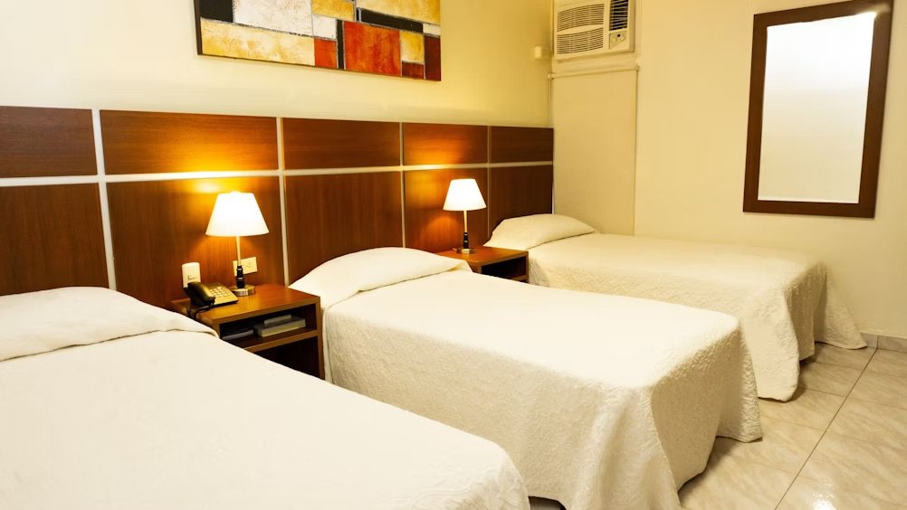 Hotel Benidorm Panama-guestroom-Triple Room.jpg