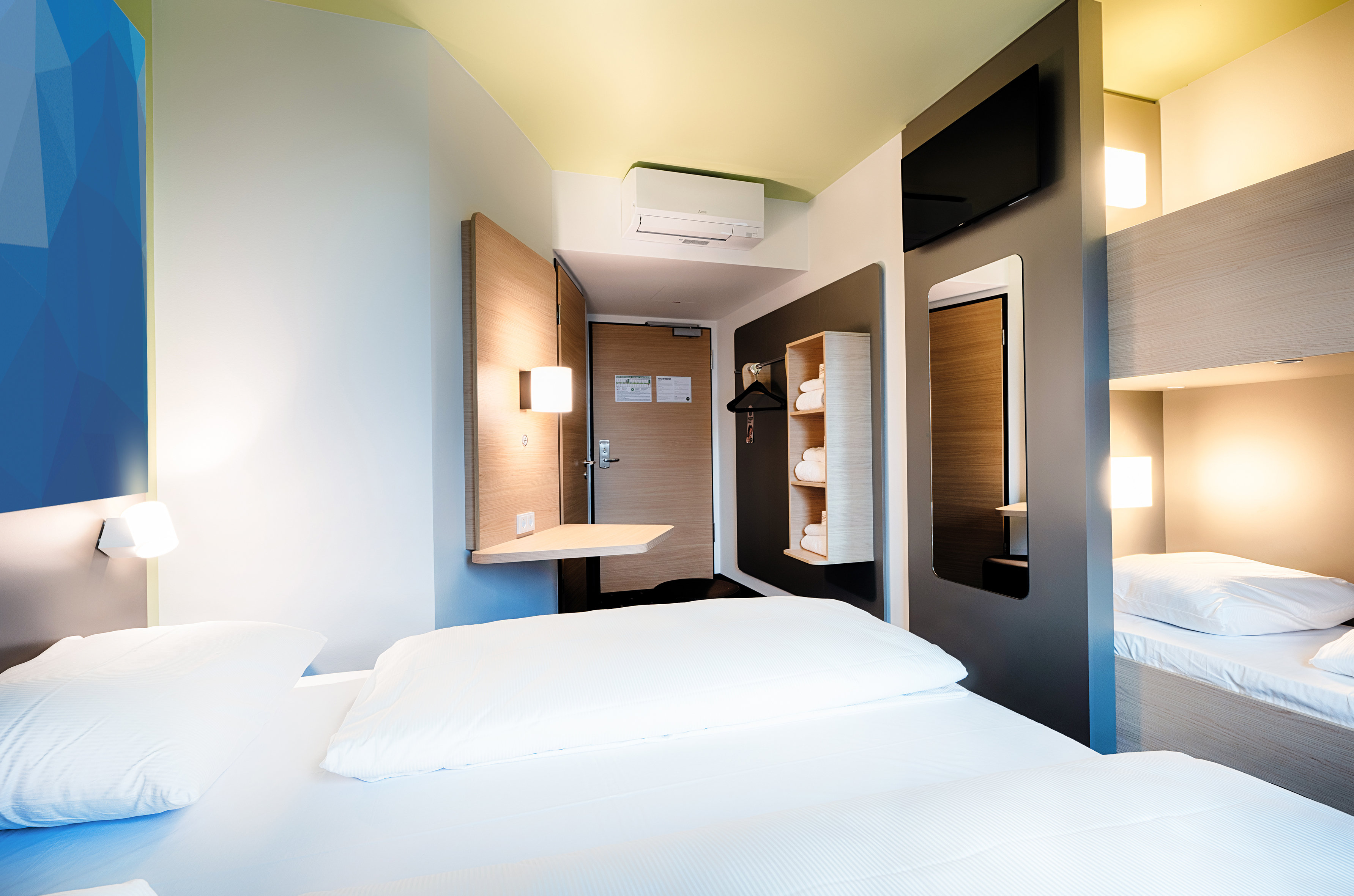 B&B HOTEL EMMERICH-guestroom-GUEST ROOM.jpg