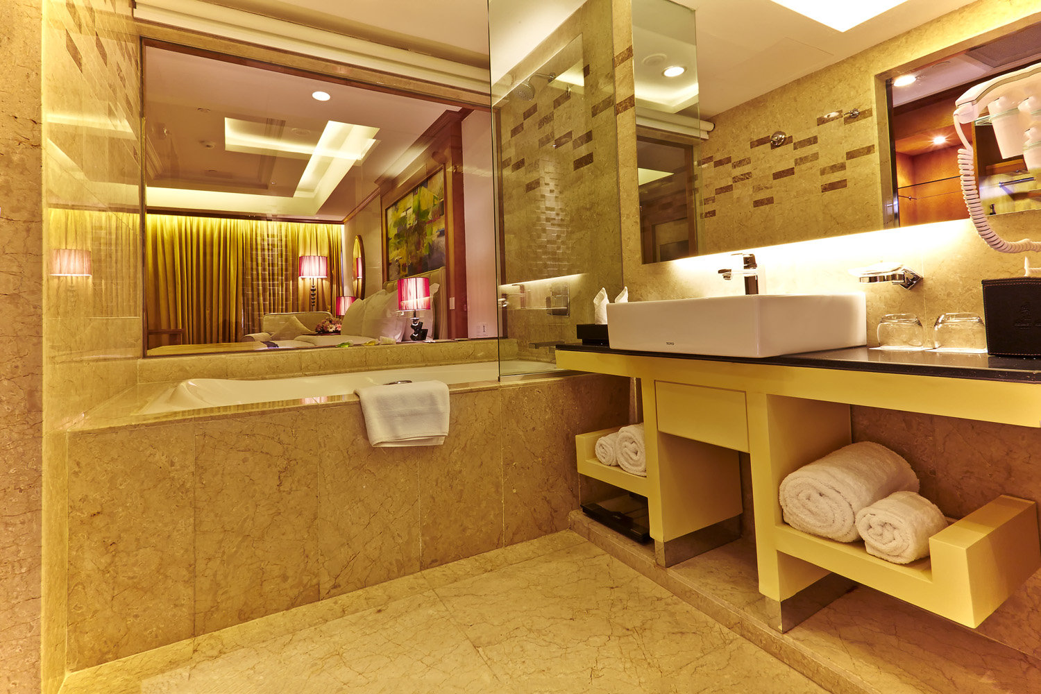 SIX SEASONS HOTEL-guestroom-Suite.jpg