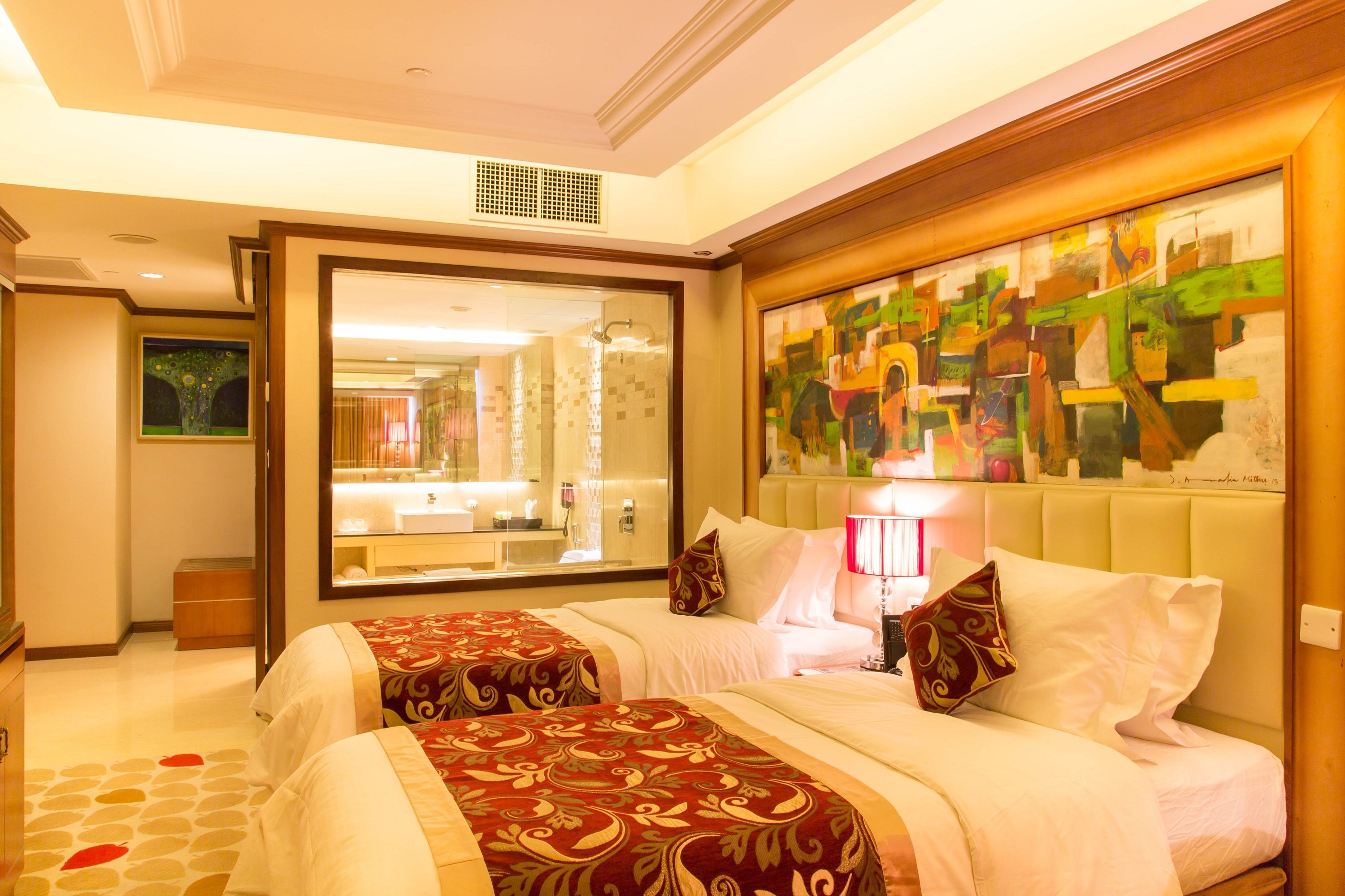 SIX SEASONS HOTEL-guestroom-Twin Room.jpg