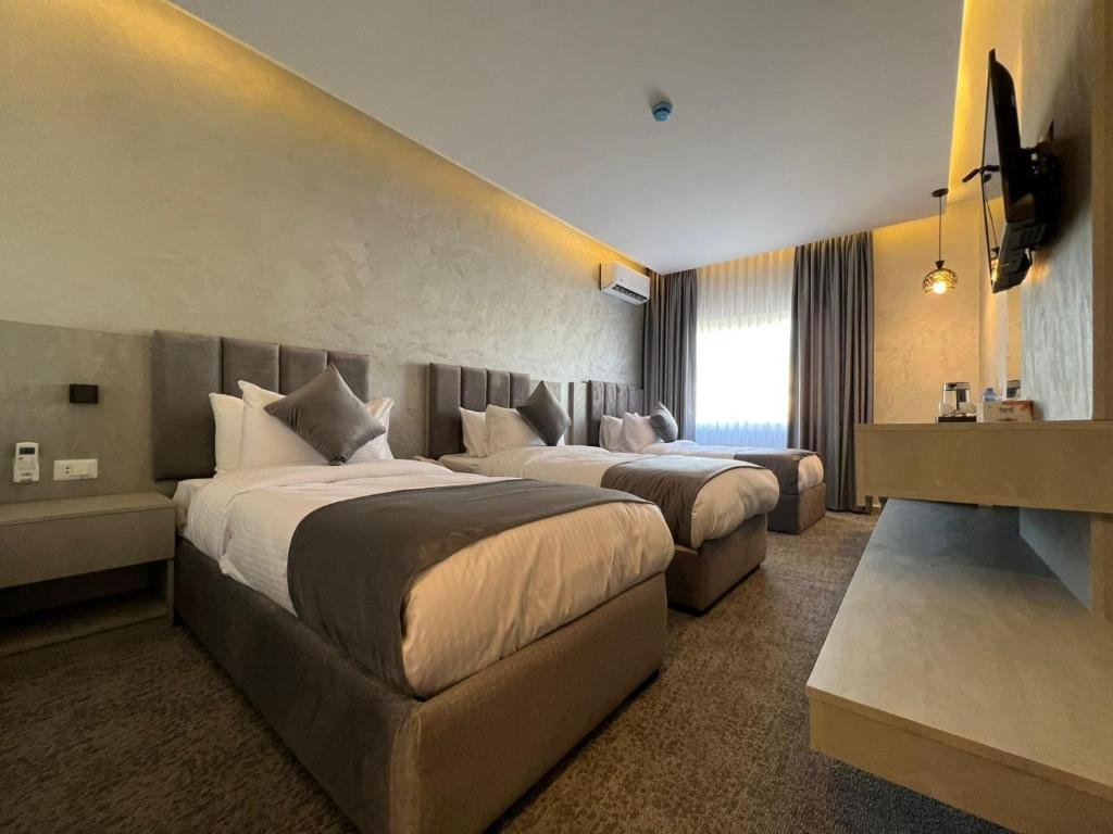KAYA HOTEL AMMAN-guestroom-GUESTROOM.jpg