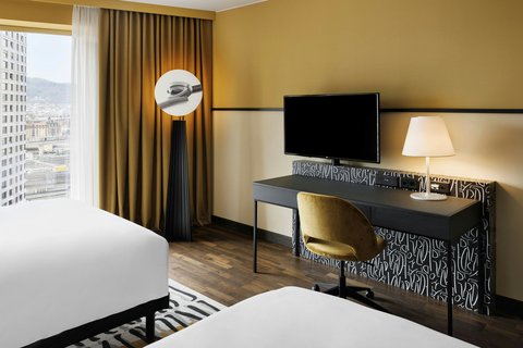 RENAISSANCE ZURICH TOWER HOTEL - Photo 42