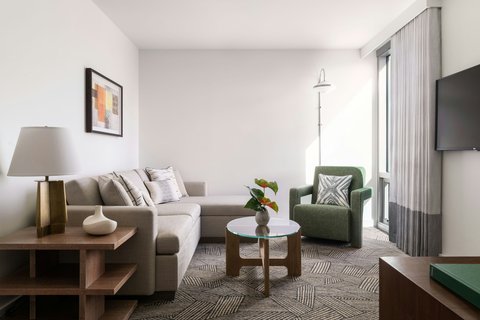 THE RITZ-CARLTON RESIDENCES, WAIKIKI BEACH - Photo 14