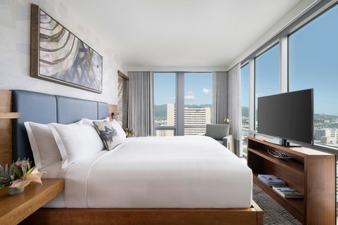 THE RITZ-CARLTON RESIDENCES, WAIKIKI BEACH - Photo 25