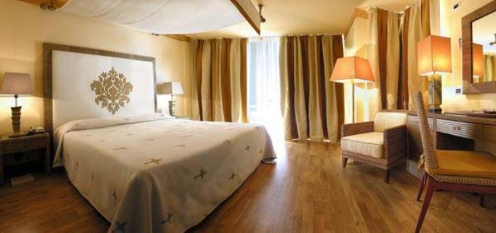 HOTEL GREIF - LIGNANO SABBIADORO-guestroom-GuestRoom.jpg