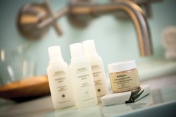  - Wine & Roses Hotel Lodi