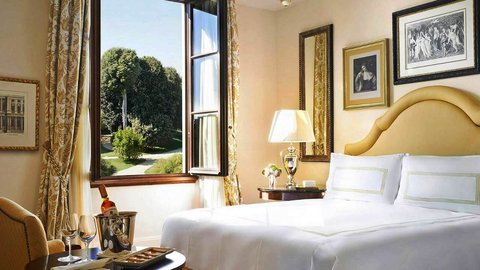 FOUR SEASONS HOTEL FLORENCE - Photo 46
