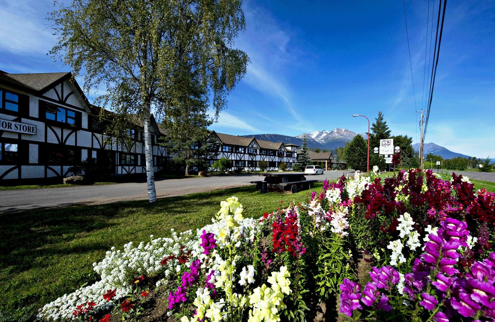 Prestige Hudson Bay Lodge