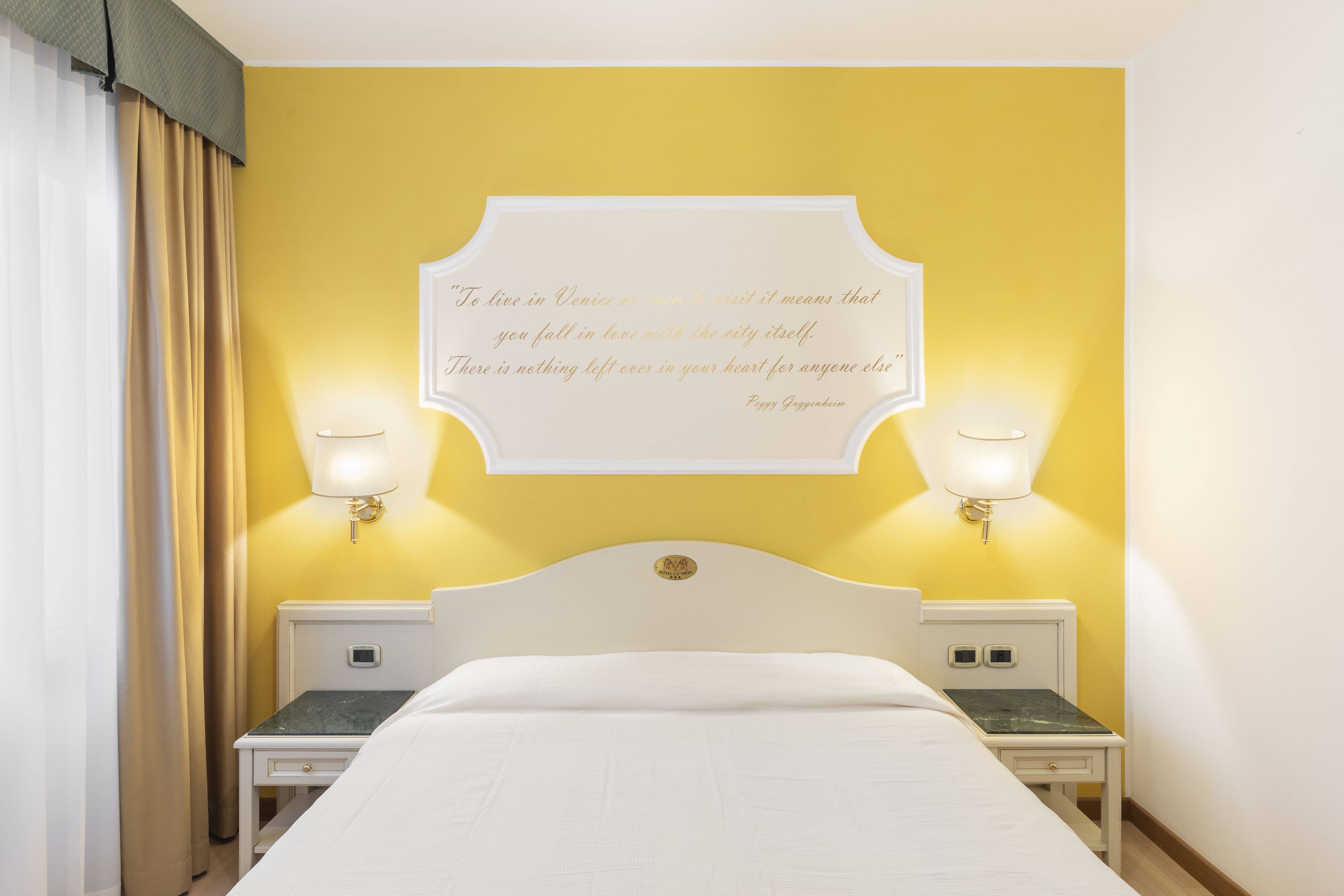 HOTEL CA TRON-guestroom-DOUBLE STANDARD ROOM.jpg