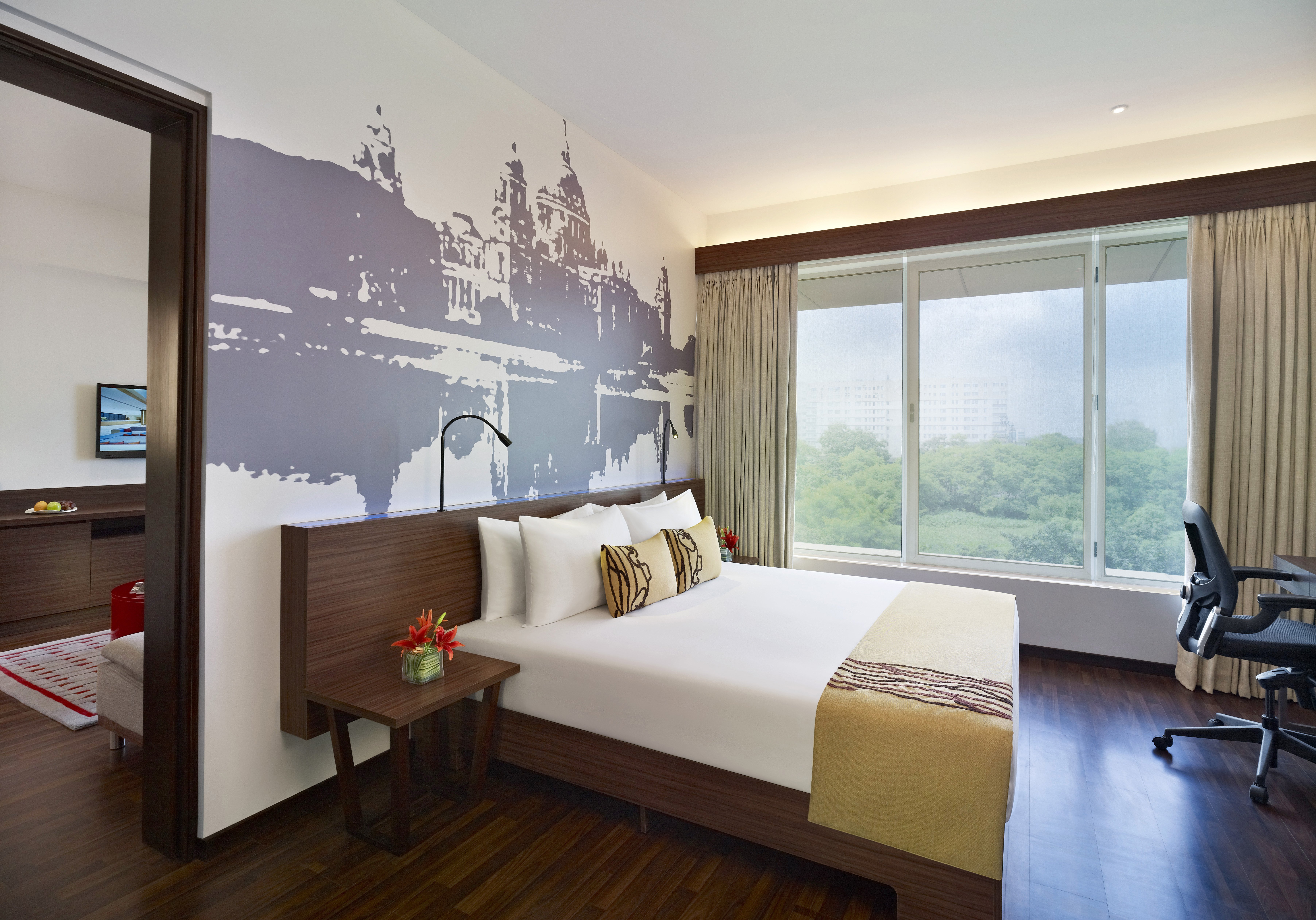 The Gateway Hotel EM  Bypass-guestroom-Executive Suite Bedroom.jpg
