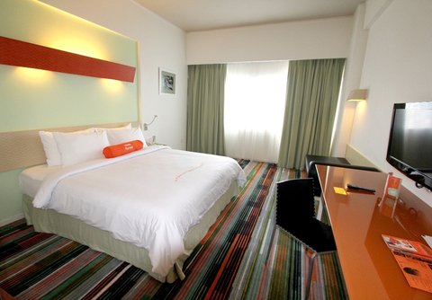HARRIS Batam Center-guestroom-Batam Centre Room.jpg