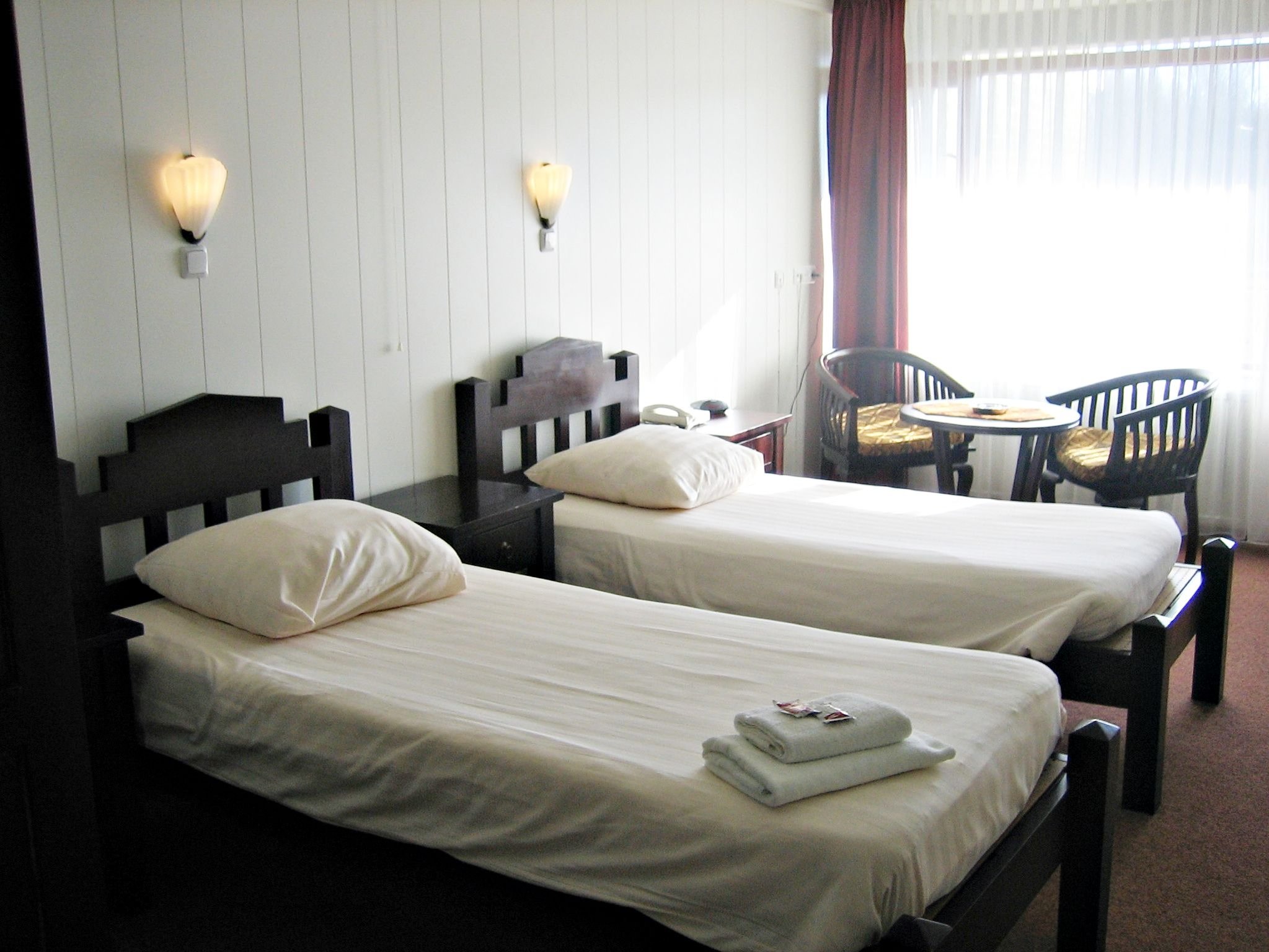HOTEL DEN HELDER-guestroom-Comfort room.jpg
