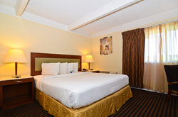  - Lexington Inn & Suites Elgin - I-90, Exit 56