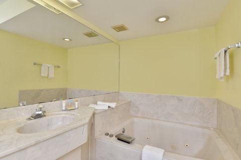 ABVI SATELLITE BEACH-guestroom-Jacuzzi Room.jpg