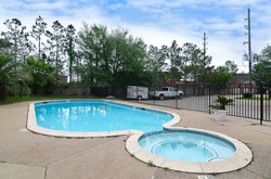  - Americas Best Value Inn Sealy - I-10, Exit 720