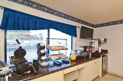  - Americas Best Value Inn East Stockton - CA 99, Exit 256