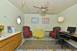 - Americas Best Value Inn & Suites Newport