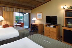  - Hueston Woods Resort College Corner