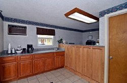  - Eagle Inn Charleston - I-57, Exit 12