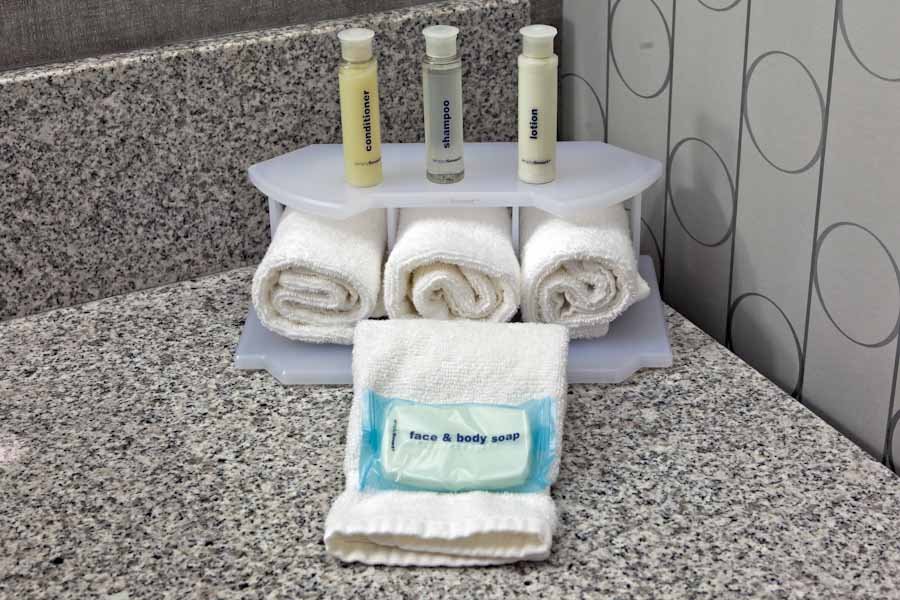 HOLIDAY INN EXP STES POLARIS BY IHG-guestroom-Bathroom Amenities.jpg