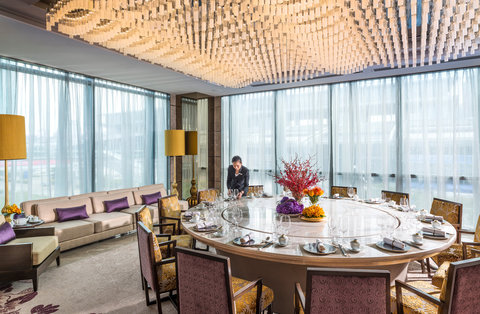 FOUR SEASONS HOTEL SHENZHEN - Photo 18