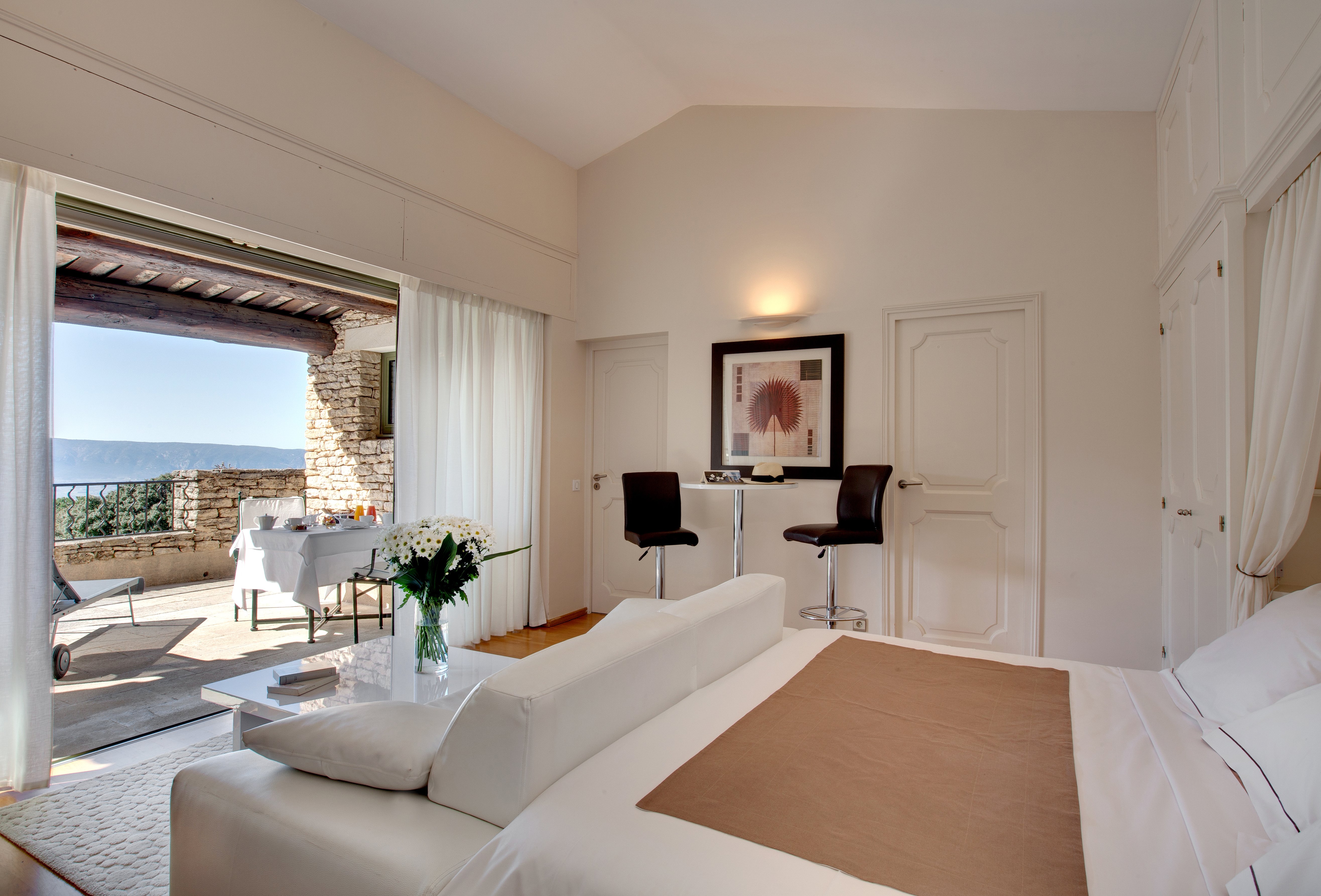 Les Bories-guestroom-Serenity Suite.jpg