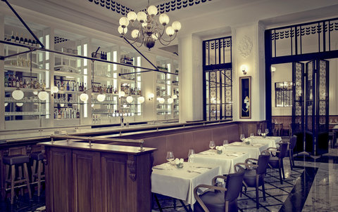 THE RITZ-CARLTON FINANCIAL ST - Photo 14