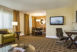  - Marin Suites Hotel Corte Madera