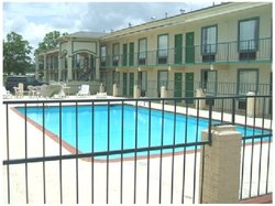  - Americas Best Value Inn Morrilton - I-40, Exit 107