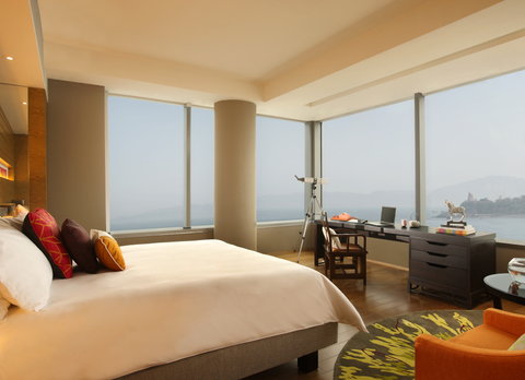 HOTEL INDIGO HARBOUR VIEW - Photo 141