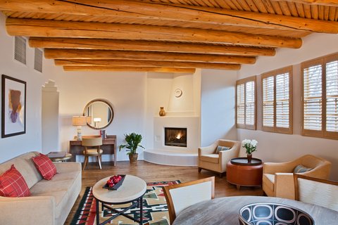 ROSEWOOD INN OF THE ANASAZI - Photo 9