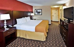  - Holiday Inn Express & Suites Crawfordsville - I-74, Exit 34