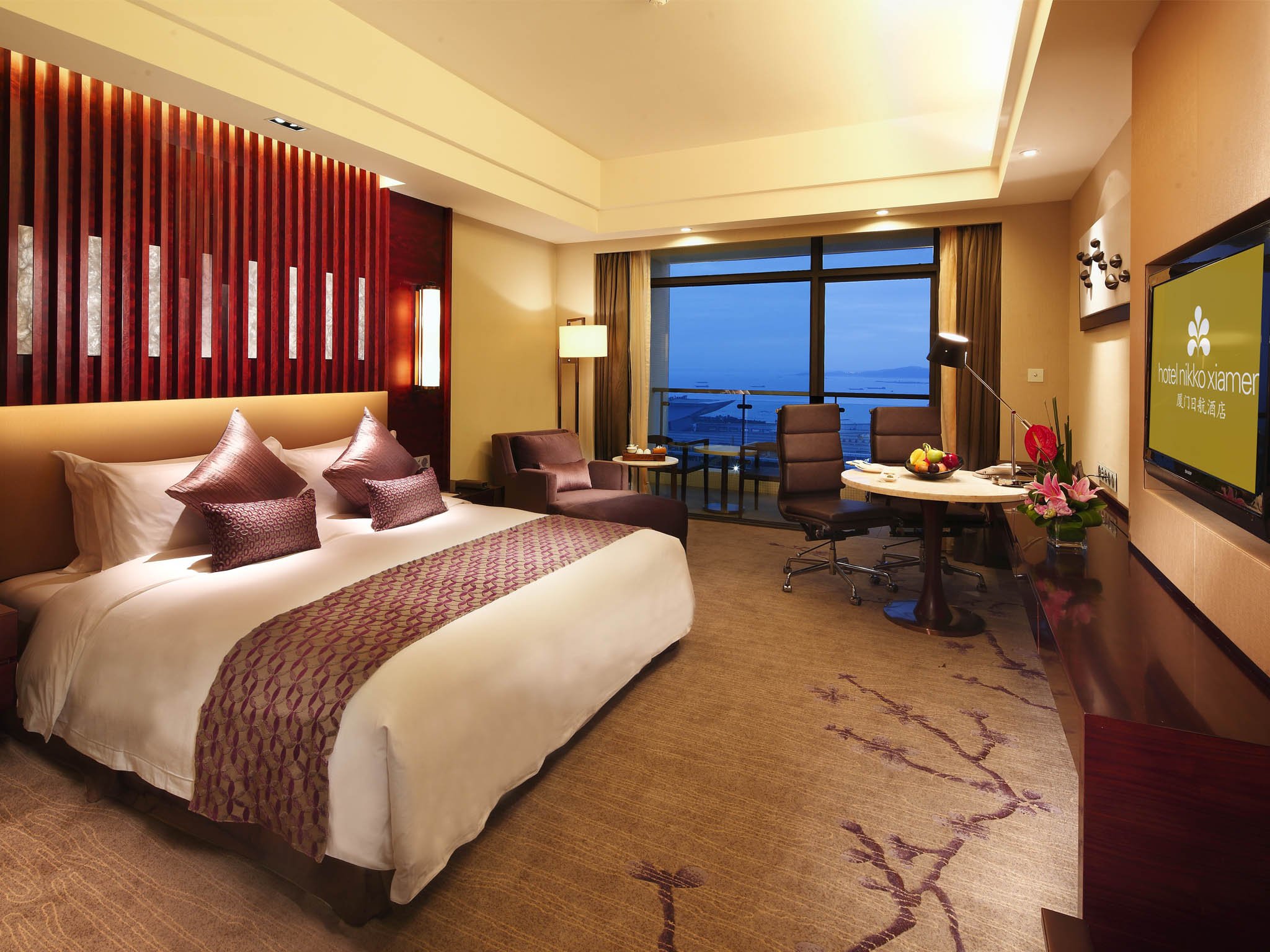 Hotel Nikko Xiamen-guestroom-Executive Deluxe.jpg