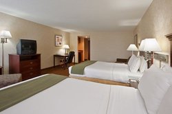  - Holiday Inn Express Tiffin