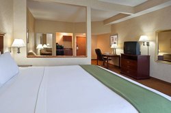  - Holiday Inn Express Tiffin