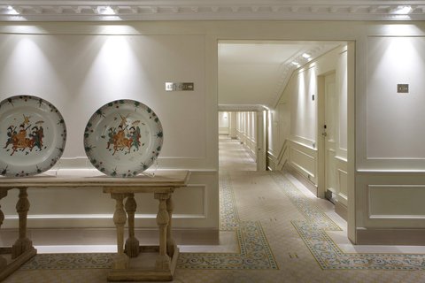 MAJESTIC HOTEL AND SPA - Photo 2