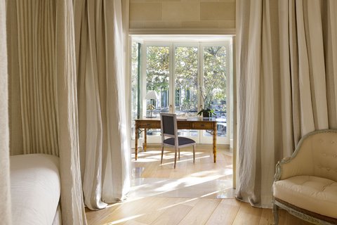 MAJESTIC HOTEL AND SPA - Photo 17