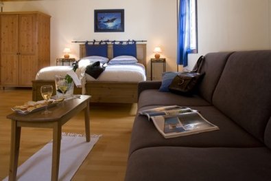 Guest room