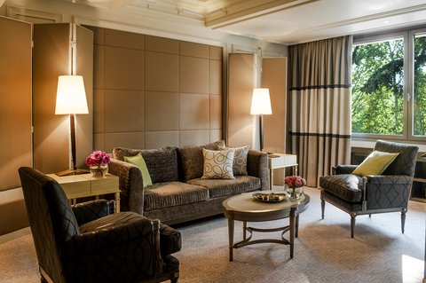 ROSEWOOD VILLA MAGNA - Photo 4