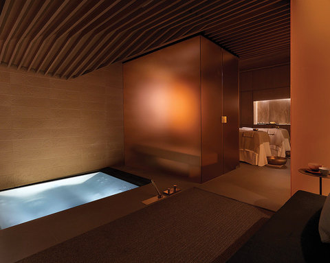 FOUR SEASONS HOTEL MILANO - Photo 6