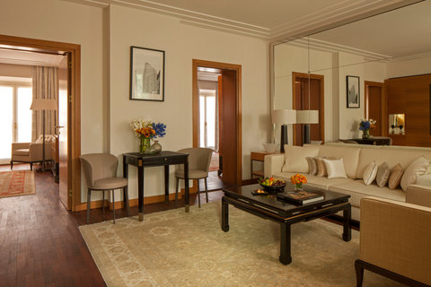 FOUR SEASONS HOTEL MILANO - Photo 19