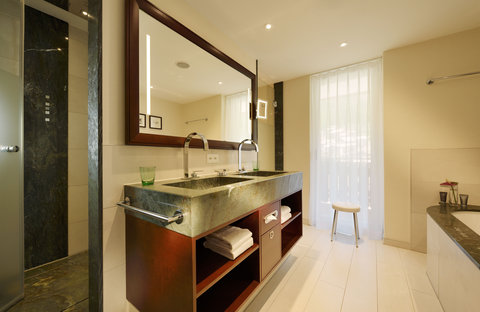 MONT CERVIN PALACE - Photo 20