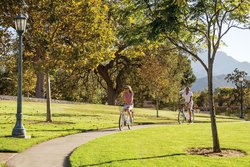  - Four Seasons Hotel Westlake Village - US 101, Exit 39