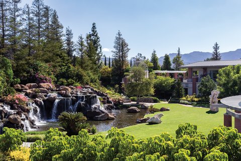 Waterfall Lawn