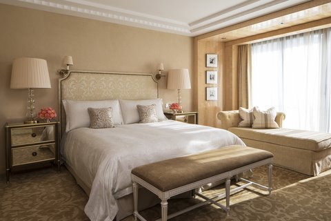 FOUR SEASONS HOTEL PARK LANE - Photo 14