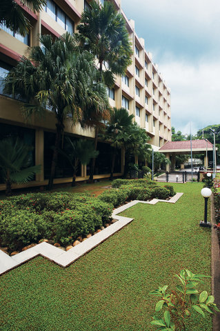 Gateway Mangalore - Facade