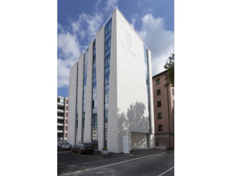 Exterior_View_1