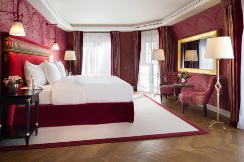 LA RESERVE PARIS HOTEL AND SPA - Photo 79