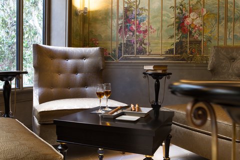 LA RESERVE PARIS HOTEL AND SPA - Photo 17